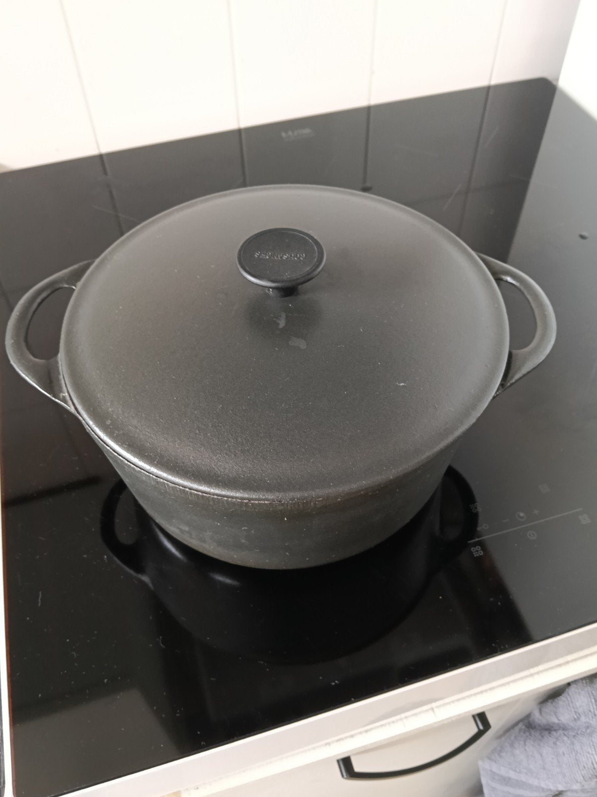 Le Creuset ,cousances gietijzeren pan 22, Ophalen of Verzenden, Gietijzer, Koekenpan of Braadpan
