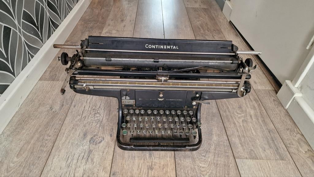 Prachtige antieke Continental typemachine, Diversen, Typemachines, Ophalen