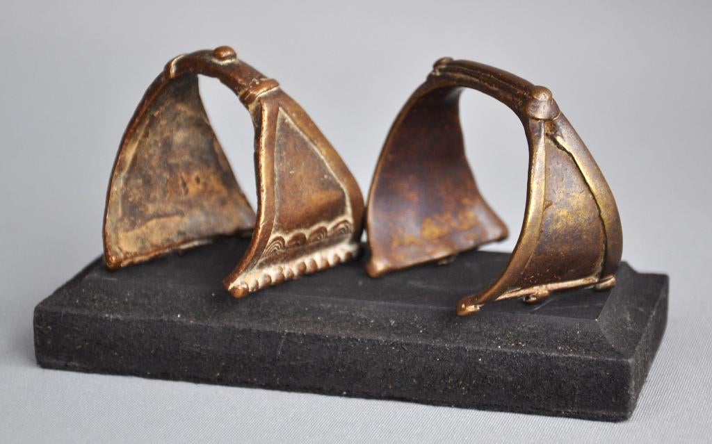 Zeldzaam! Twee bronzen meisjesarmbanden, Fra Fra, Ghana, Antiek en Kunst, Kunst | Niet-Westerse kunst, Ophalen of Verzenden