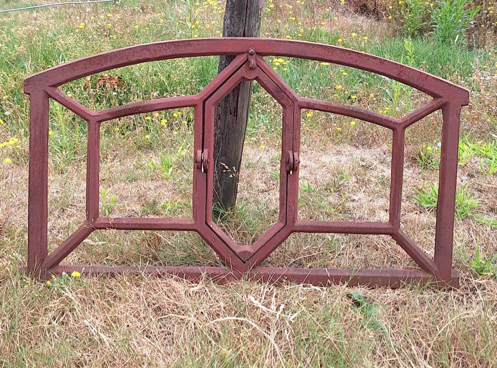 Gietijzeren stalraam als deco of voor gebruik., Doe-het-zelf en Verbouw, Glas en Ramen, Ophalen, 80 tot 120 cm, Overige typen