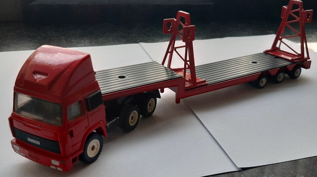 IVECO TURBO STAR TREKKER/DIEPLADER SIKU., Ophalen of Verzenden, Gebruikt, Bus of Vrachtwagen