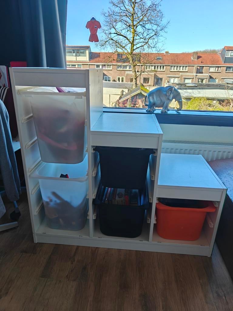 Ikea witte Trofast kast met 5 bakken, Kinderen en Baby's, Kinderkamer | Commodes en Kasten, Gebruikt, Kast, Minder dan 90 cm, Minder dan 75 cm