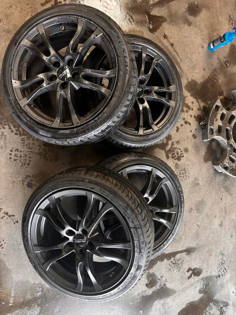 Anzio velgen 17 inch 5x112 met zomerbanden, Ophalen, Gebruikt