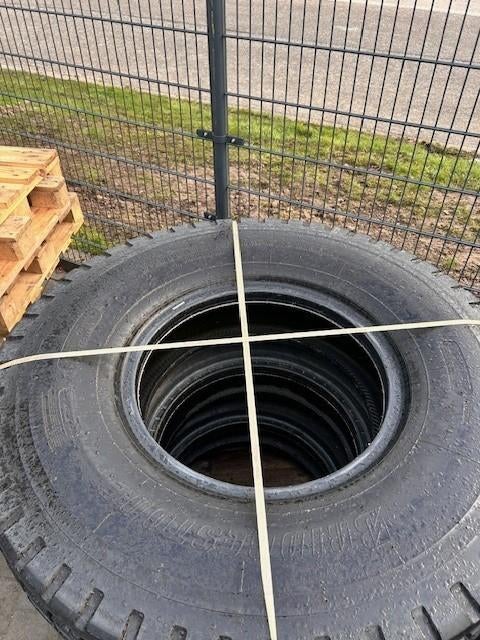 kraanbanden 1400r25 en 1600r25, Zakelijke goederen, Ophalen of Verzenden