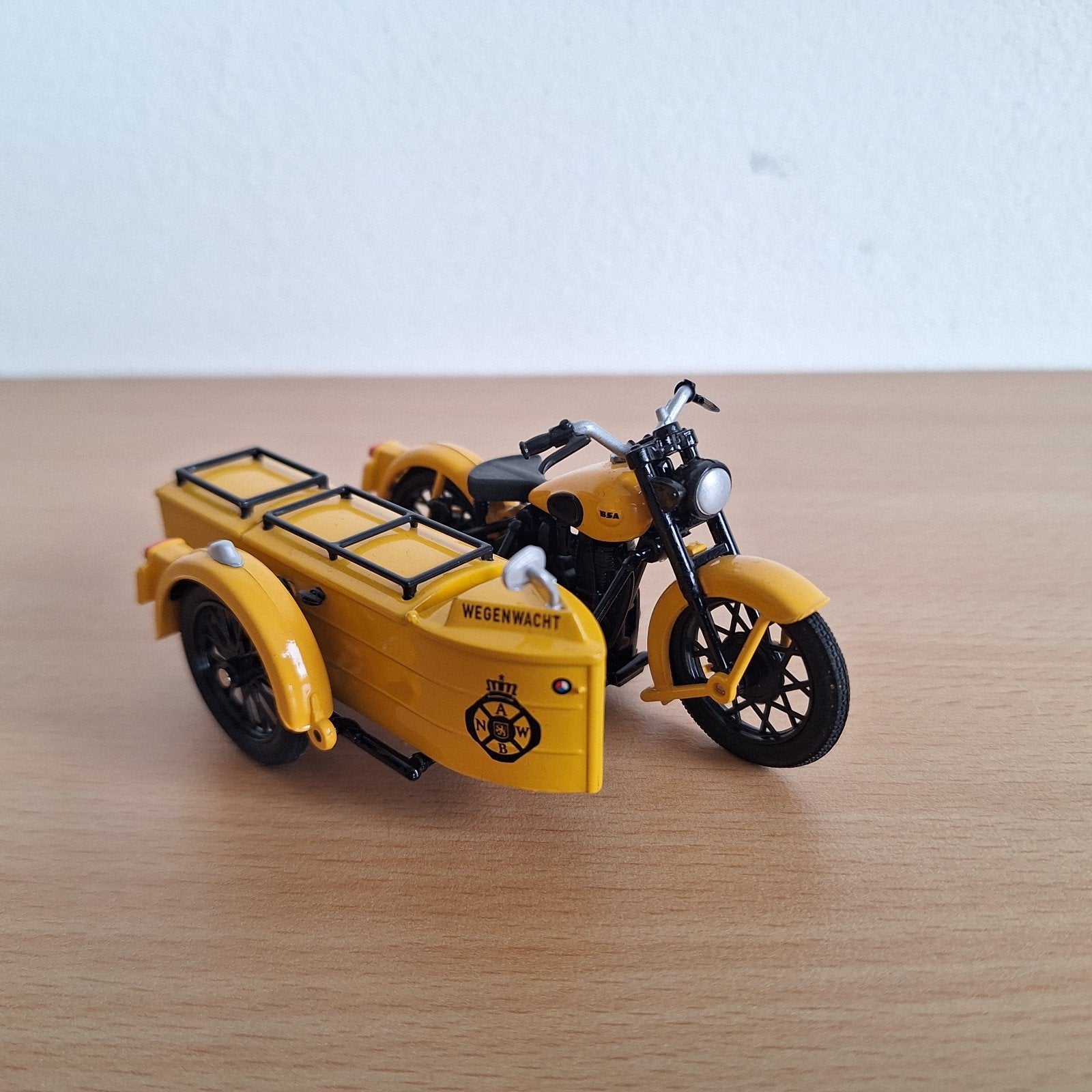 te koop Wegenwacht BSA met zijspan 1:43, Ophalen of Verzenden, Zo goed als nieuw, Overige typen, Overige merken
