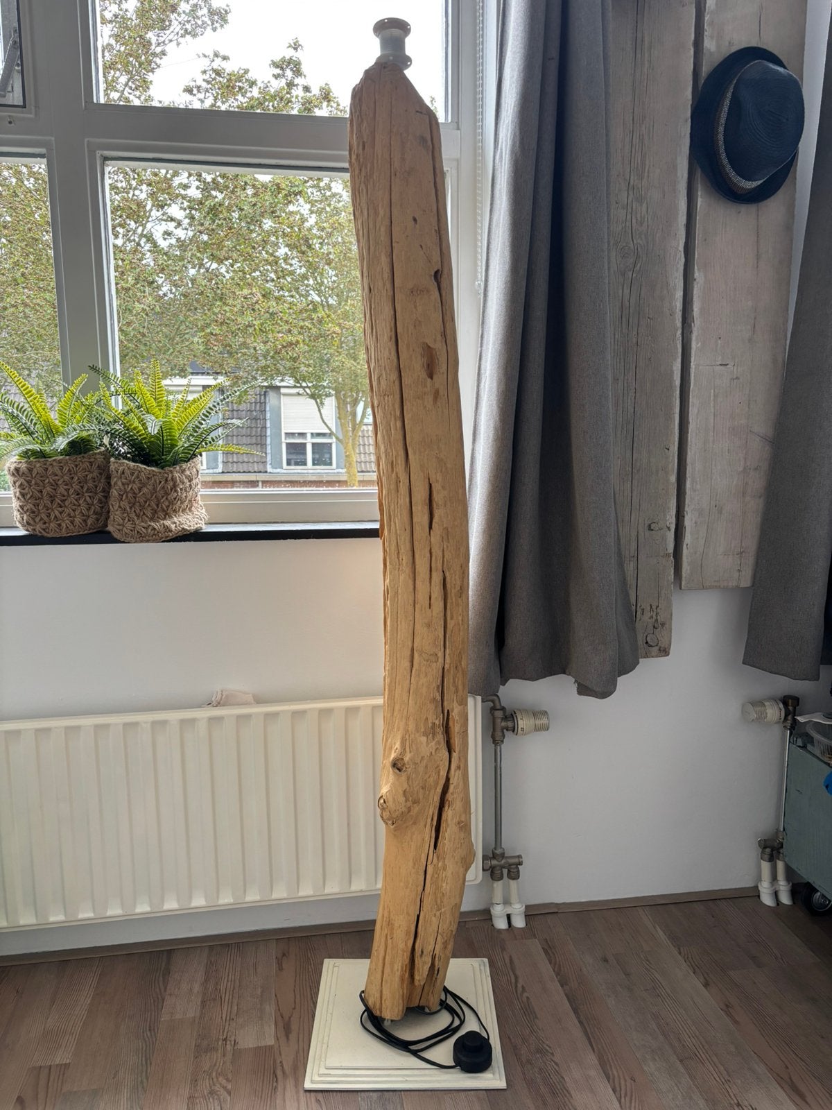 Boom / boomstam lamp, Huis en Inrichting, Ophalen, Zo goed als nieuw, 150 tot 200 cm