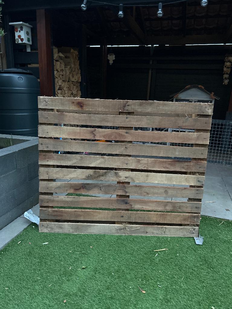 Pallet van zware kwaliteit, Ophalen, Minder dan 25 mm, Zo goed als nieuw, Minder dan 200 cm