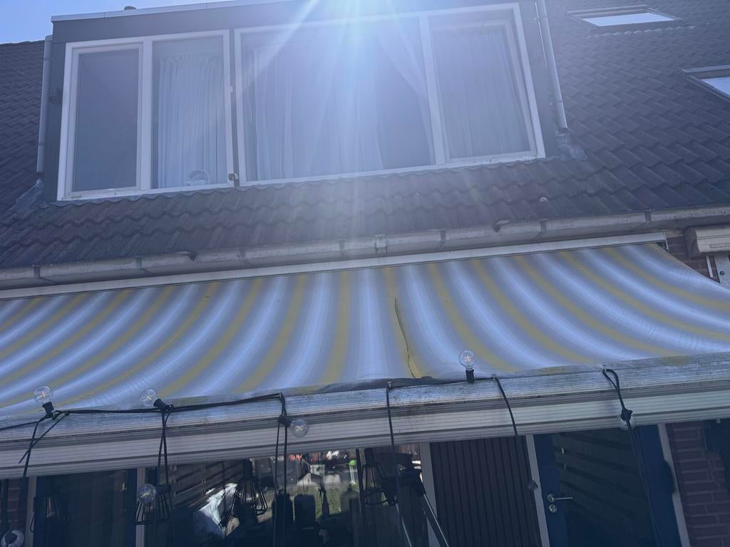 Zonnescherm 5 meter - Gratis af te halen, Ophalen, Gebruikt, 450 cm of meer, 150 tot 300 cm