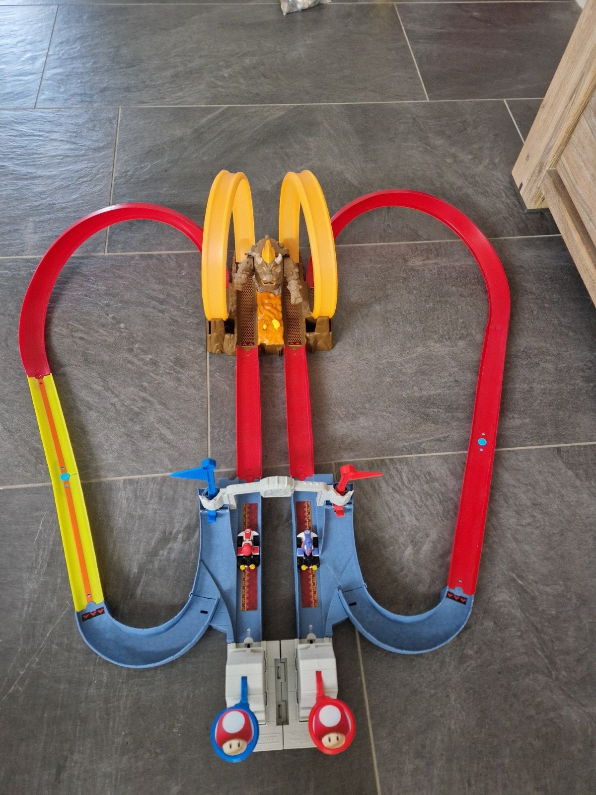 Mario Kart Hot Wheels baan Bowser, Kinderen en Baby's, Speelgoed | Racebanen, Ophalen, Gebruikt, Handmatig, Hot Wheels