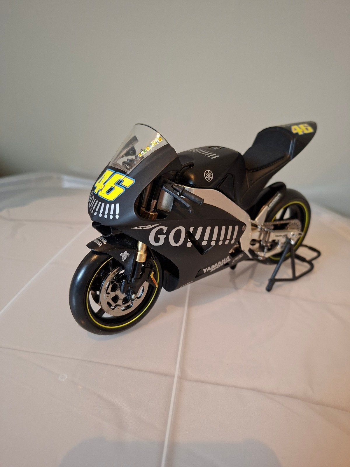 minichamps Yamaha YZR-M1 Valentino Rossi MotoGP model (schaa, Ophalen of Verzenden, Zo goed als nieuw, Overige typen, Overige merken