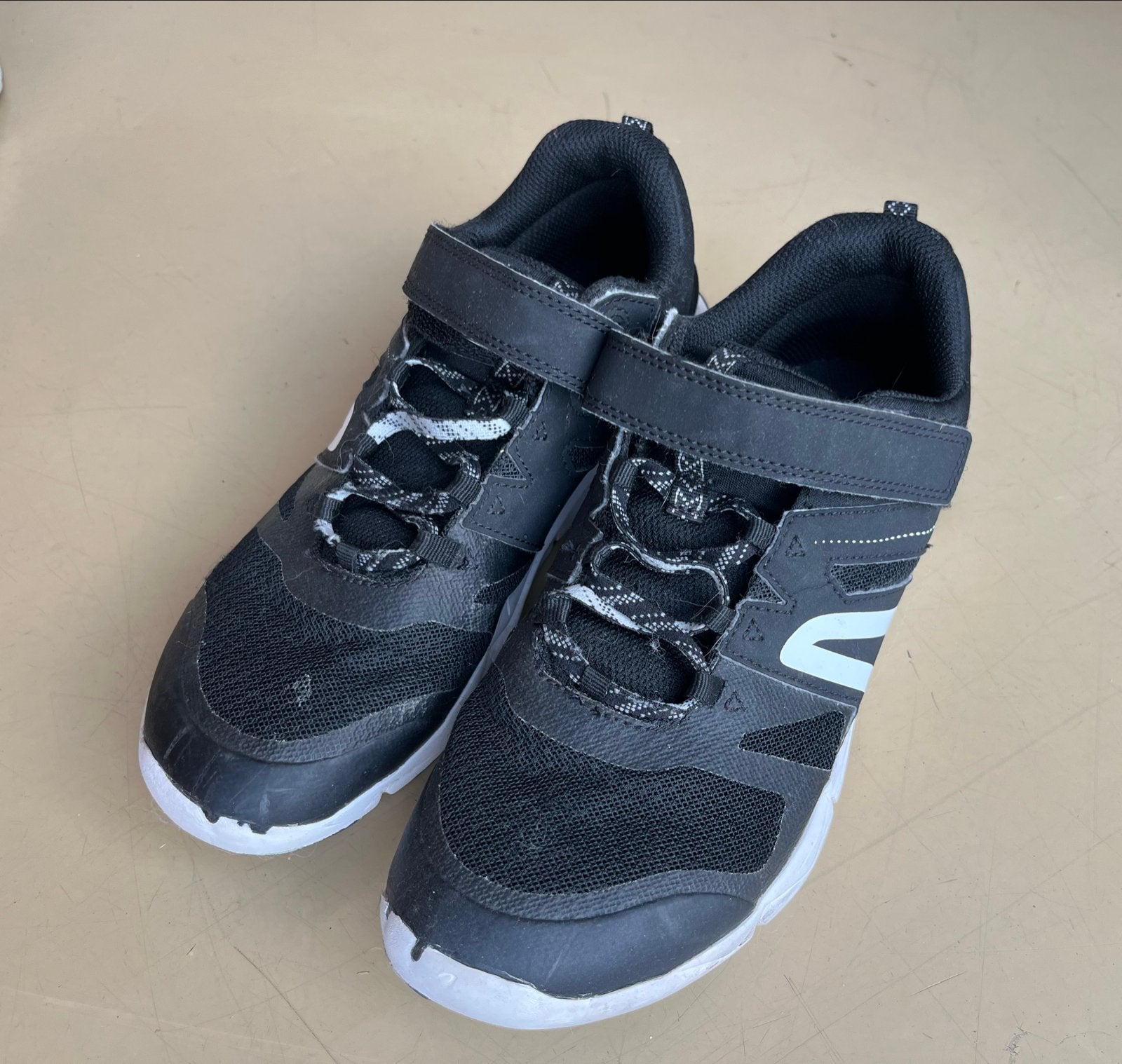 Diverse schoenen: Nike, Sketchers sneakers en waterschoenen, Ophalen, Gedragen, Overige kleuren, Sneakers of Gympen