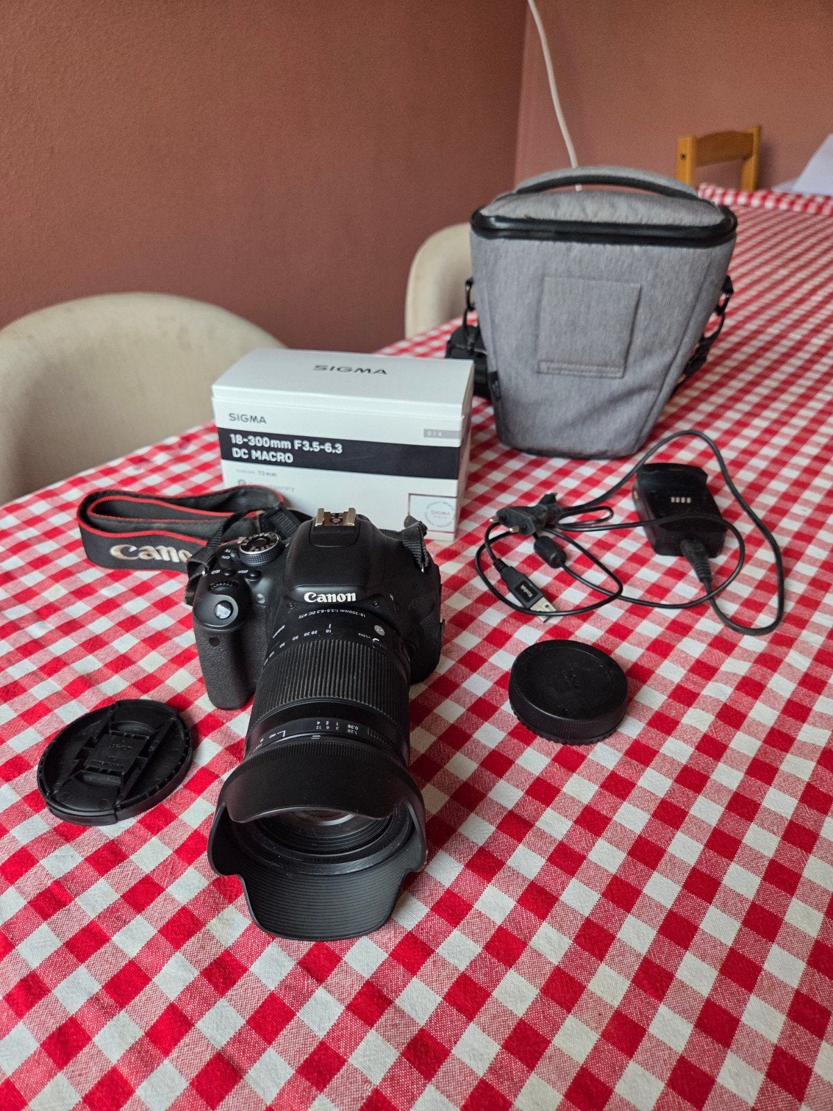 Canon EOS 600D, Ingebouwde flitser, Gebruikt, Spiegelreflex, Canon