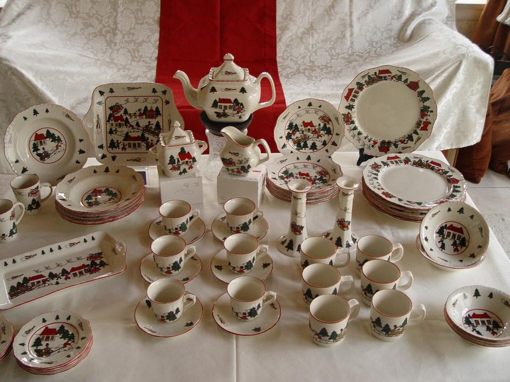 Mason masons christmas kerstservies kerst los te koop, Overige typen, Ophalen of Verzenden, Zo goed als nieuw, Wedgwood