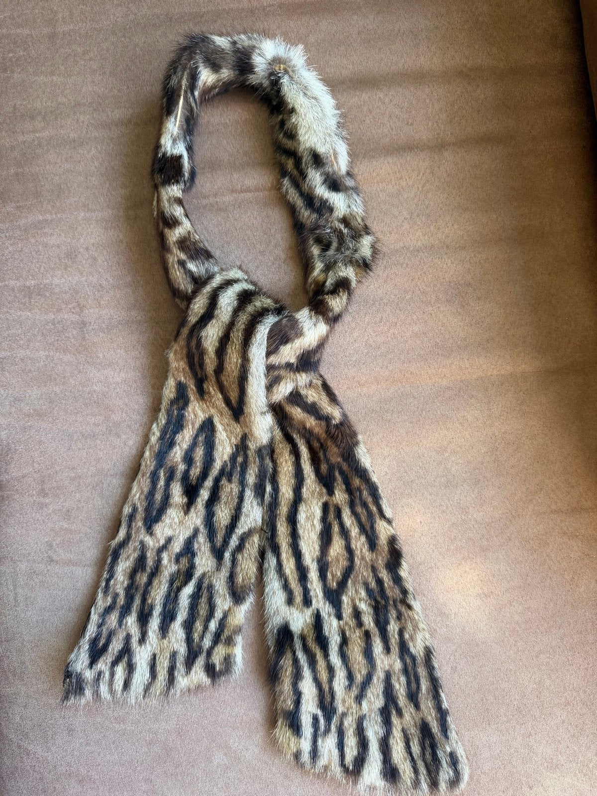 Vintage Bont Sjaal met Luipaardprint, Kleding | Dames, Mutsen, Sjaals en Handschoenen, Ophalen of Verzenden, Zo goed als nieuw