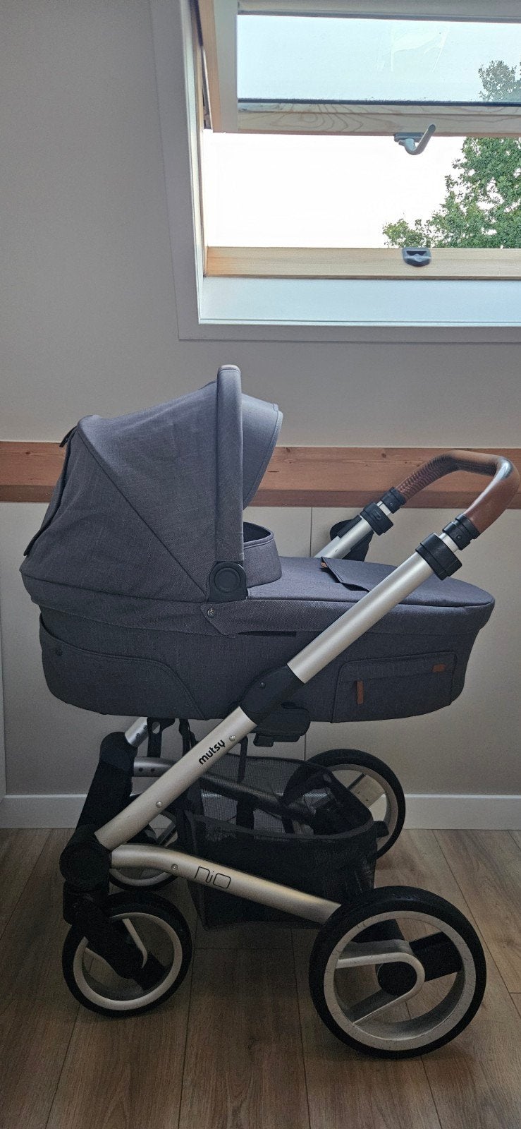 Mutsy Nio Kinderwagen antraciet, Ophalen, Gebruikt, Combiwagen, Mutsy