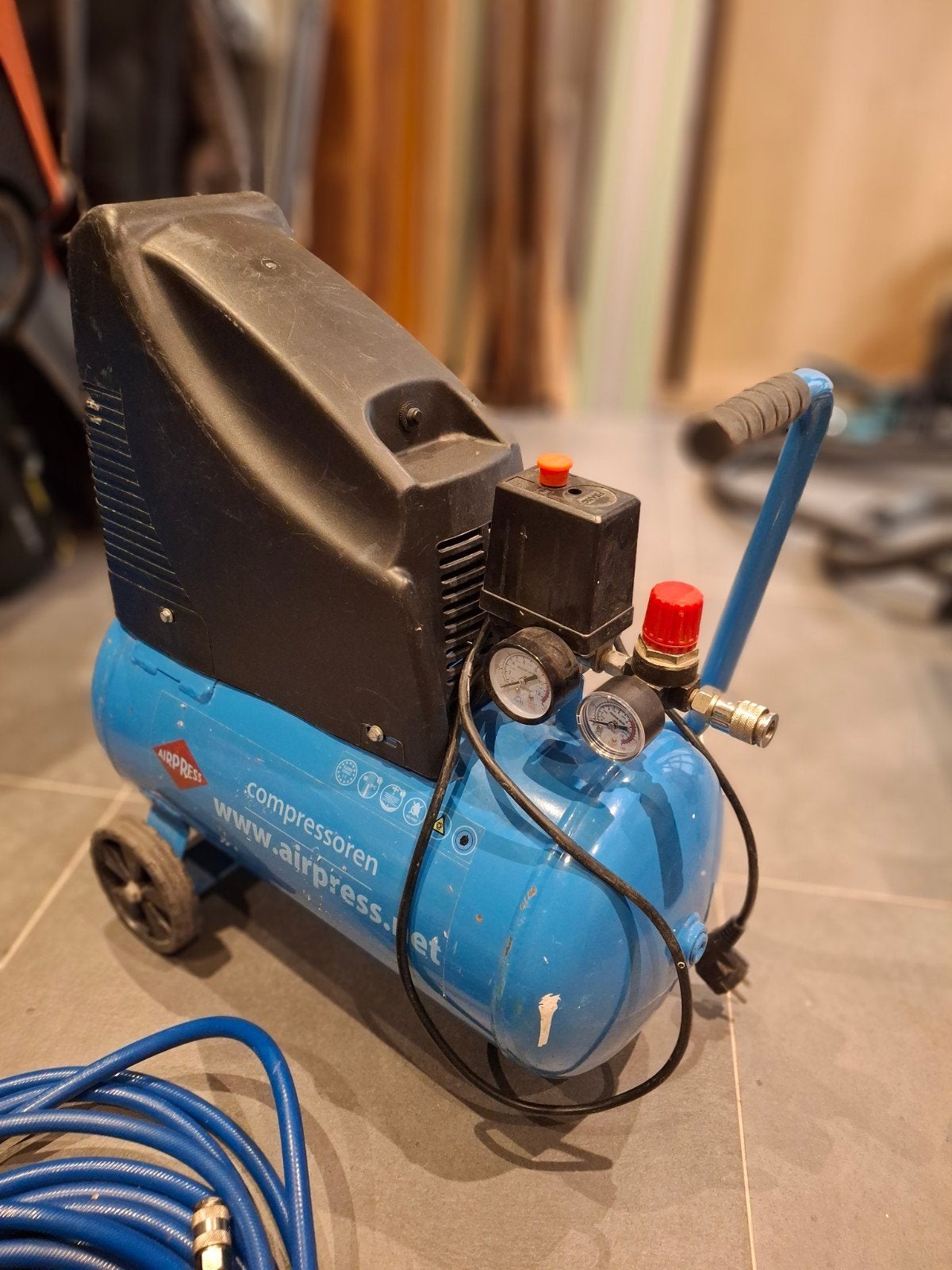 Airpress HLO 215-25 Compressor met slang, Gebruikt, 6 tot 10 bar, Ophalen of Verzenden, 25 tot 100 liter