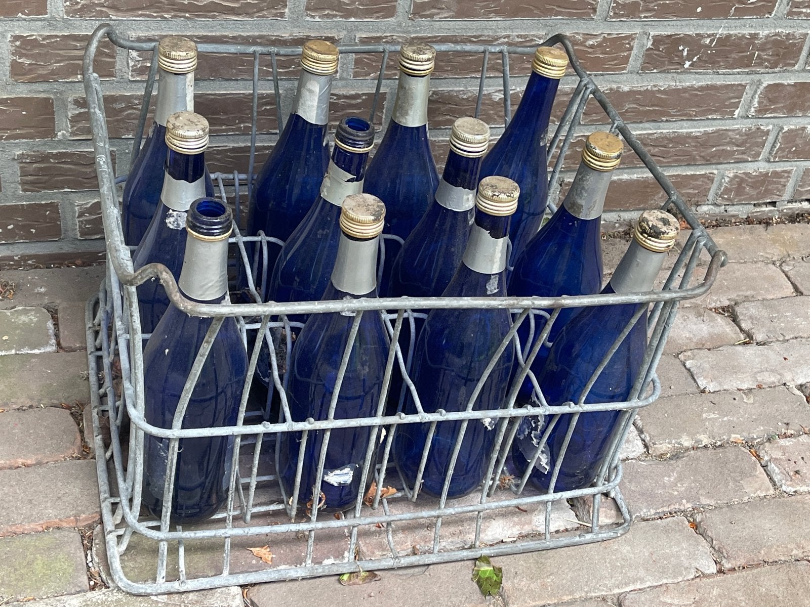 Vintage brocante flessenrek / melkflessen krat, Ophalen of Verzenden, Zo goed als nieuw, Metaal, 5 tot 15 flessen