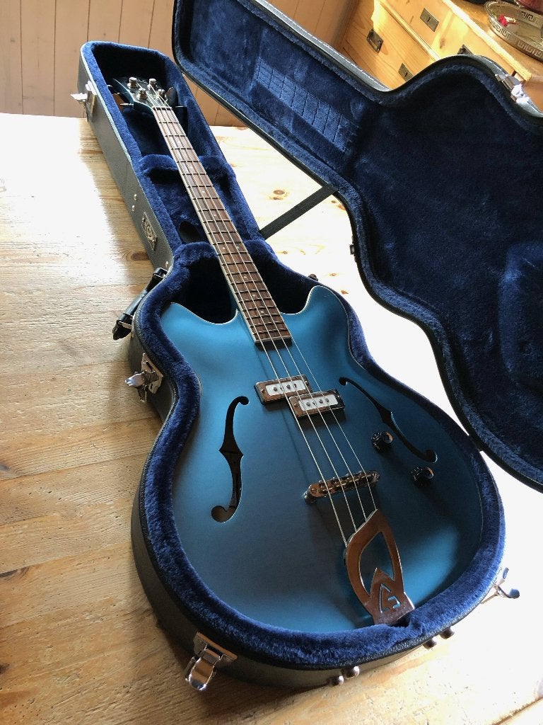 Guild Starfire I Bass + deluxe Guild case - nieuwstaat !, Ophalen, Zo goed als nieuw, Semi-akoestisch