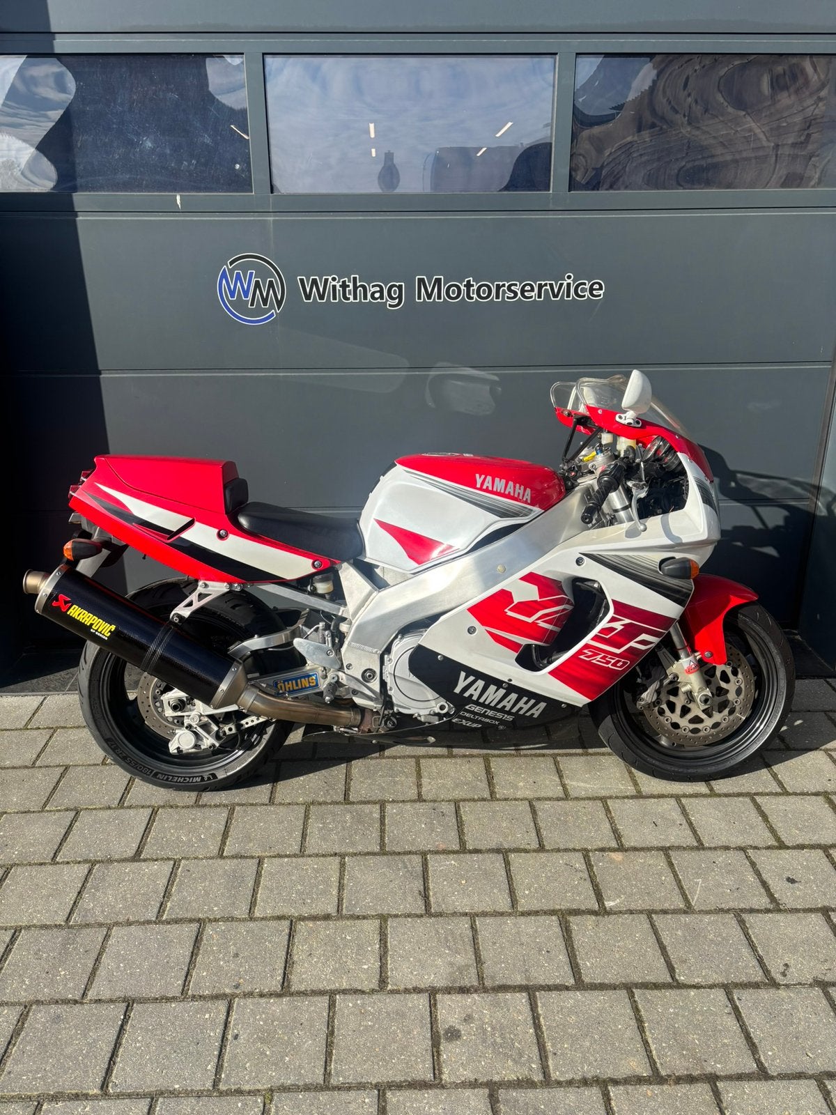 Yamaha YZF750R, 750 cc, Sportuitlaat, 4 cilinders, Motorrijbewijs A