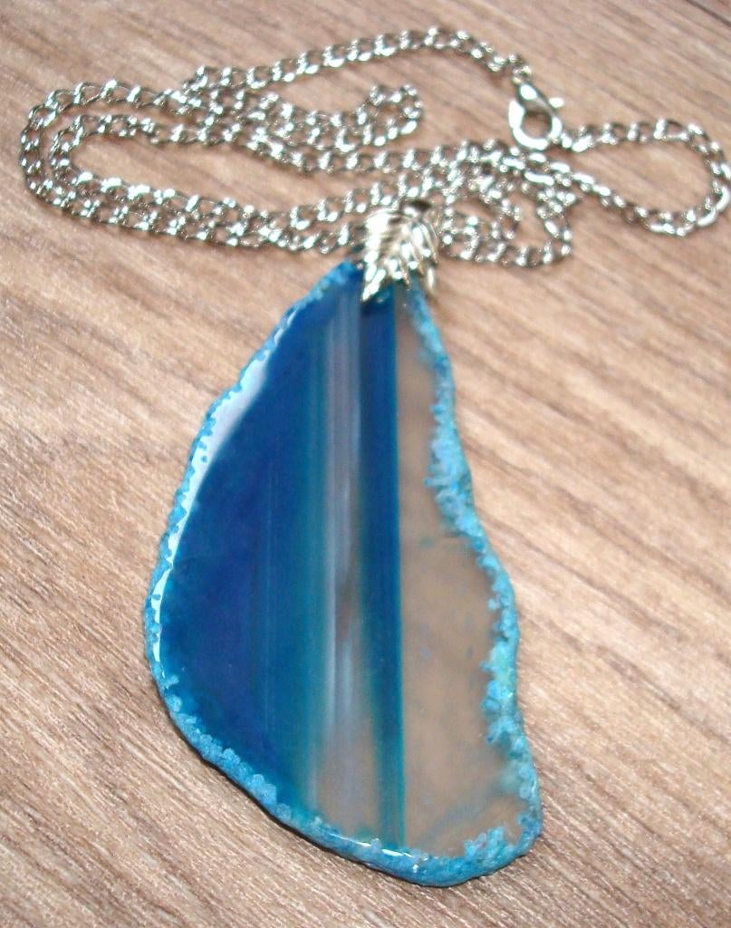 Ketting met grote hanger van agaat geode schijf, Info.adorabeads@gmail.com, Want 18 Hoogvliet, Adorabeads, Overige kleuren
