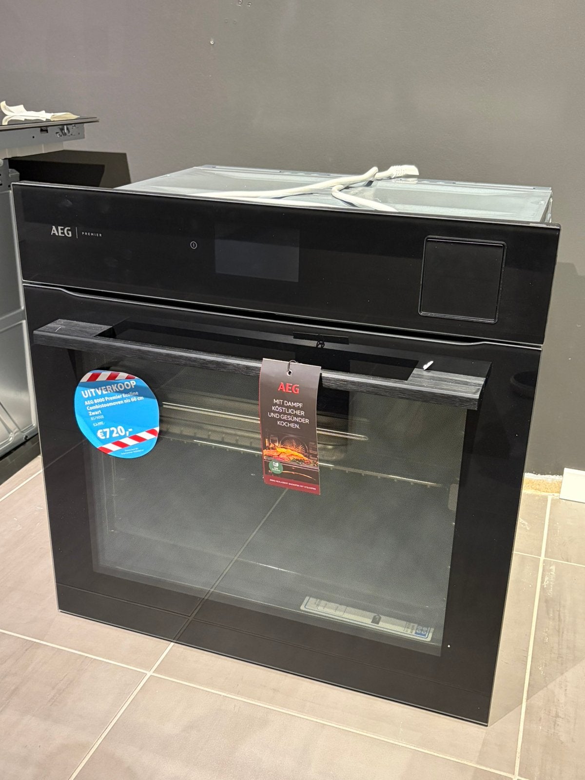 Showroom stoomoven AEG BS7900B, Ophalen, Hete lucht, AEG, 60 cm of meer