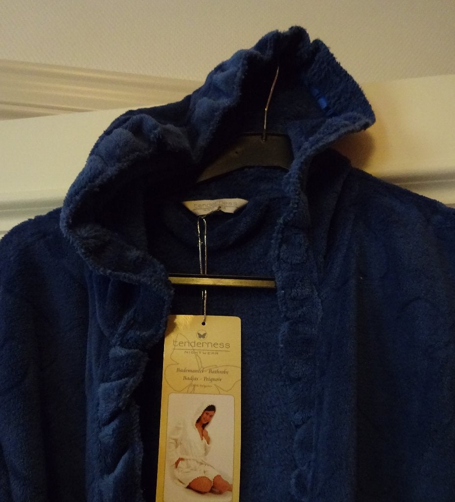 NIEUW Maat L. Dames Badjas van het merk: Tenderness Het kaar, Tenderness, Ophalen of Verzenden, Blauw, Badjas