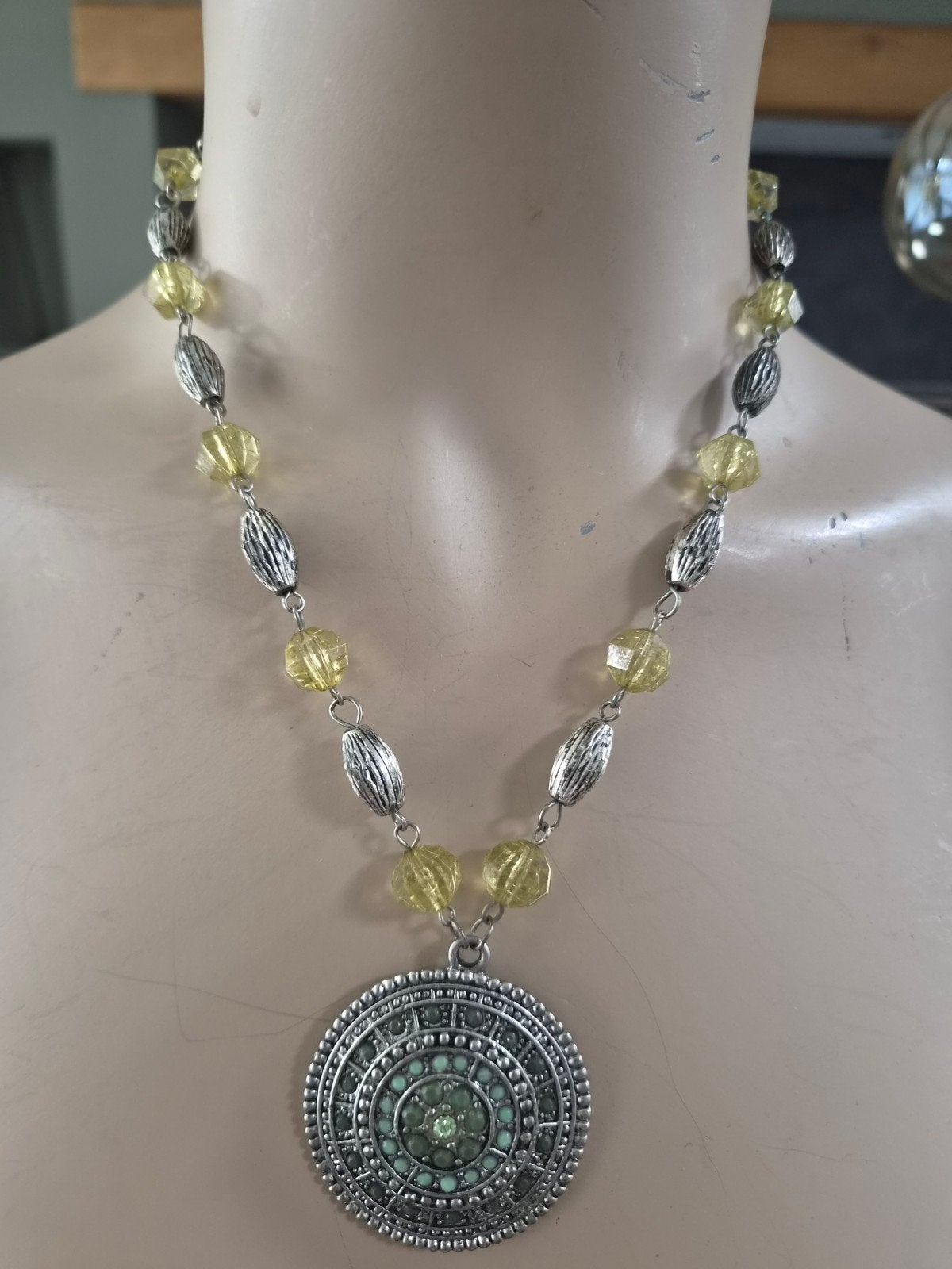 Ketting met hanger en kralen Z.G.A.N., Ophalen of Verzenden, Zo goed als nieuw, Zilver, Overige materialen