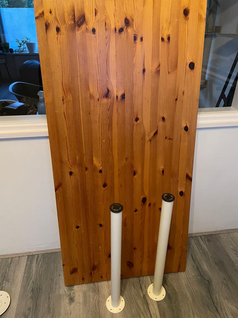 Bureaublad en twee poten, Huis en Inrichting, Ophalen, Gebruikt, 150 cm, Hout