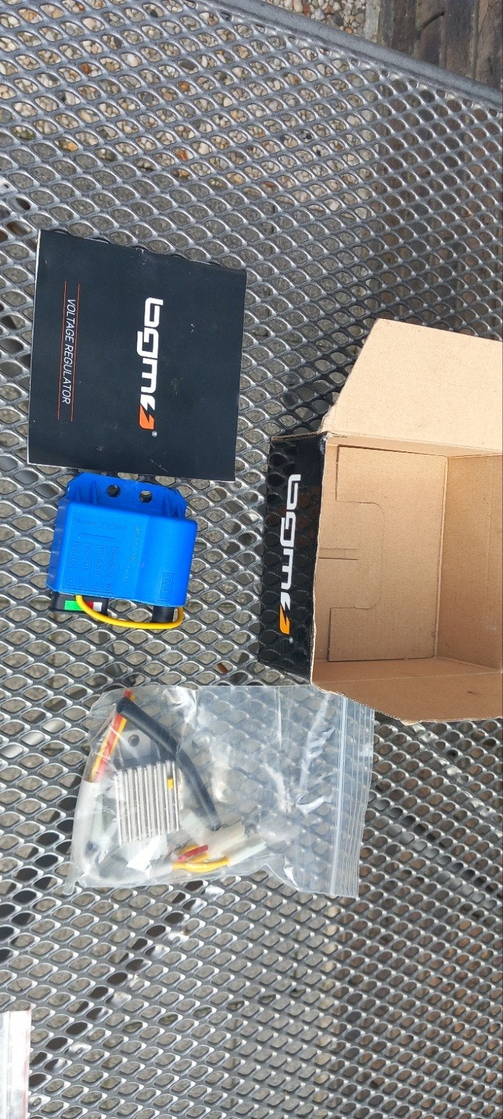 BGM Spanningsregelaar 4-pins 12V AC/DC voor Vespa V50, Fietsen en Brommers, Ophalen of Verzenden, Nieuw, Overige typen, Vespa