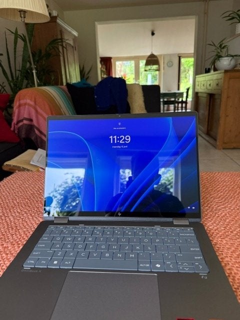 HP Omnibook X Flip 14-fk0610nd, Computers en Software, Windows Laptops, Ryzen 7, 2 tot 3 Ghz, Qwerty, Ophalen of Verzenden
