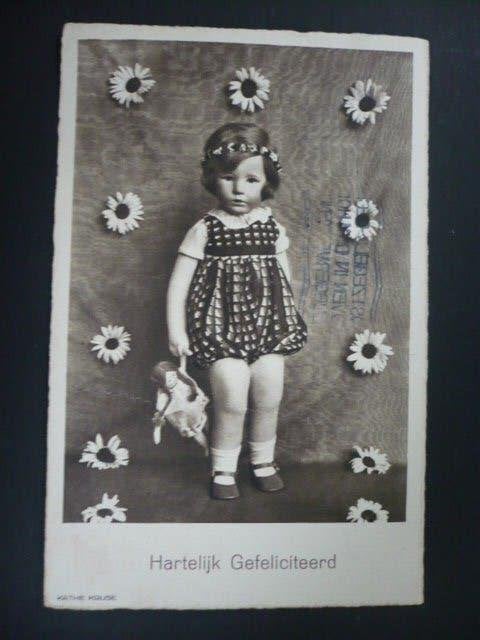 1 ansichtkaart kathe kruse (pop) gelopen 1934, Ophalen of Verzenden, 1920 tot 1940, Gelopen, Overige thema's