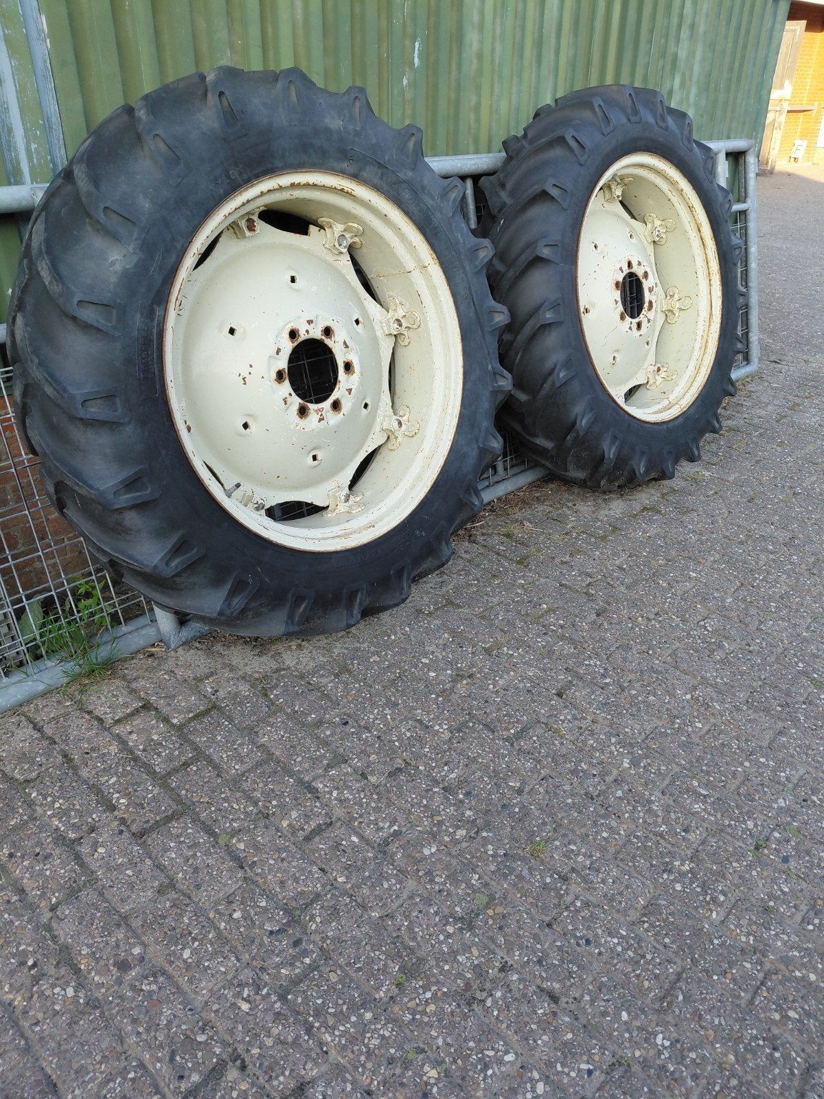 international velgen 32inch, Ophalen