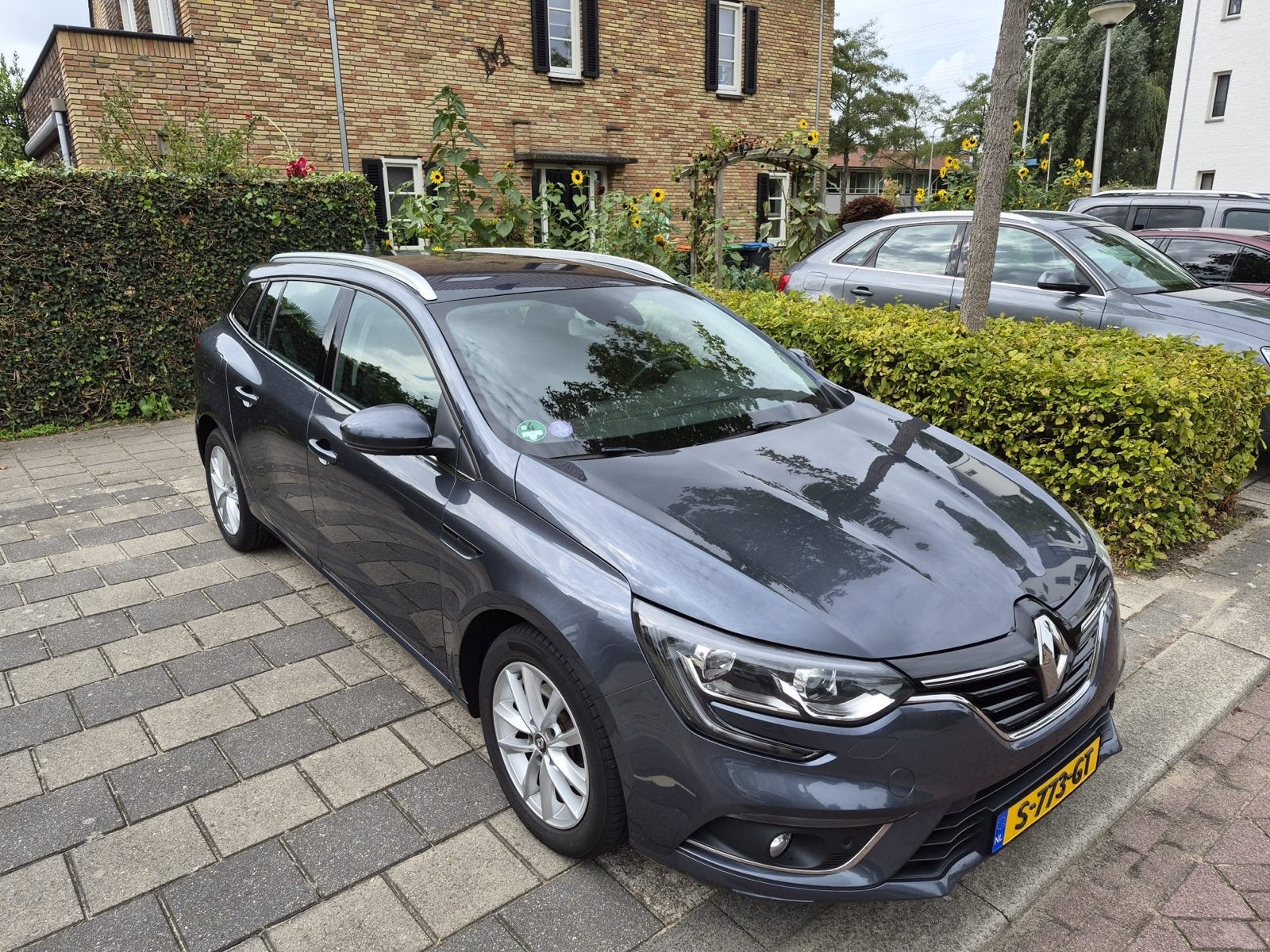 Te koop Renault Mégane Estate 130 PK – €9.995, Auto's, Voorwielaandrijving, 680 kg, 4 cilinders, 132 pk