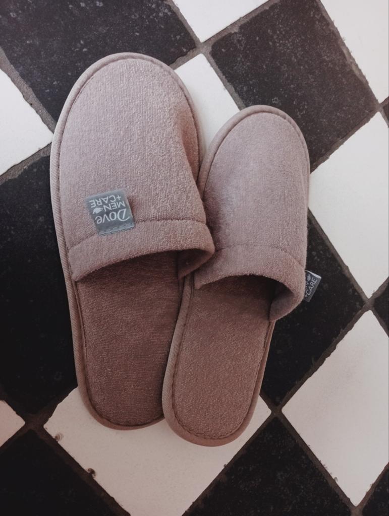 Badstof Dove slippers sloffen beige maat 40/41 nieuw, Bruin, Nieuw, Ophalen of Verzenden, Dove