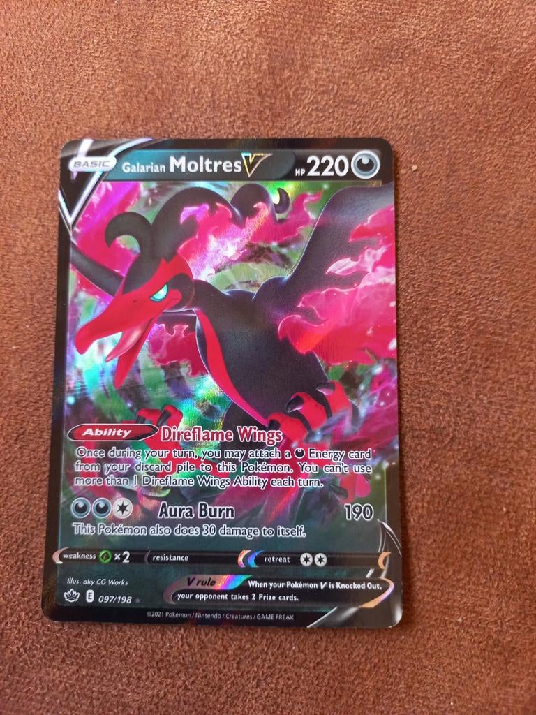 Galarian Moltres V Full Art Pokémon Kaart (097/198), Ophalen of Verzenden, Zo goed als nieuw, Losse kaart, Foil