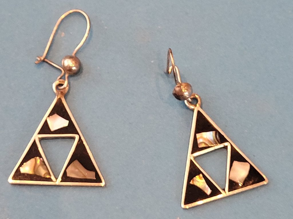 2 abalone oorhangers uit Mexico, Ophalen of Verzenden, Overige kleuren, Overige materialen
