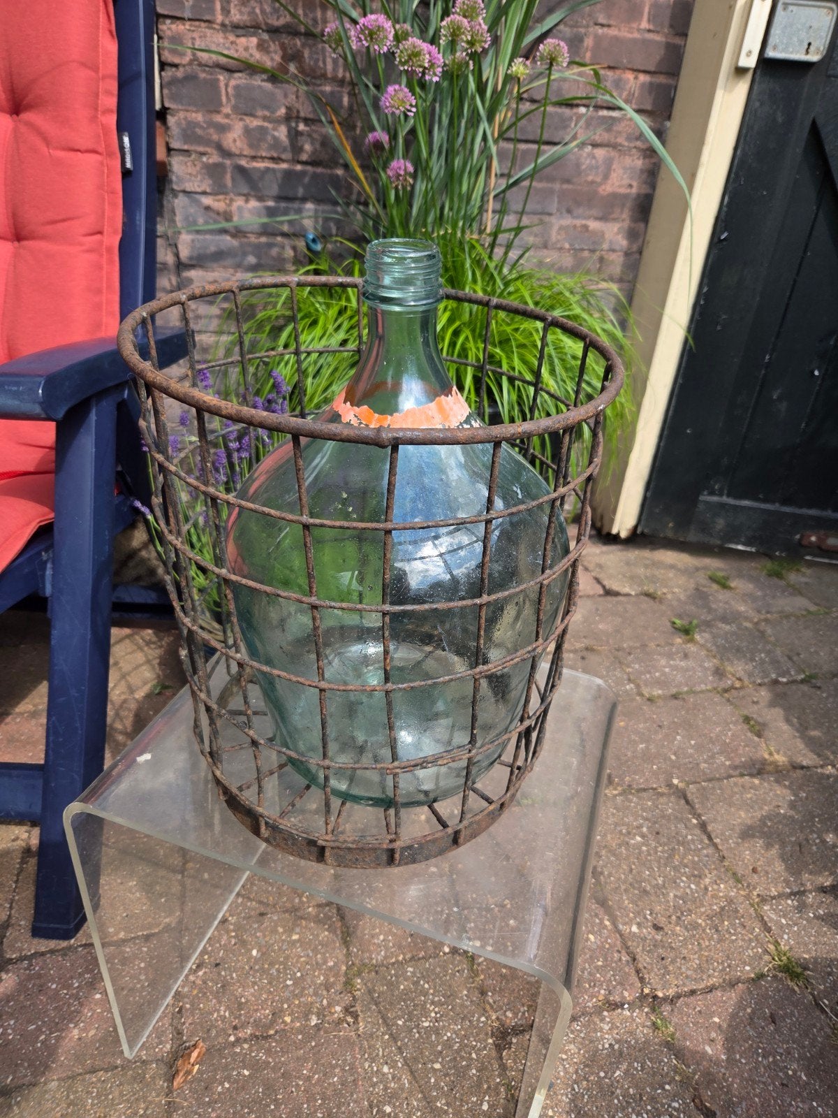 Vintage glazen fles in metalen mand - Brocante, Ophalen