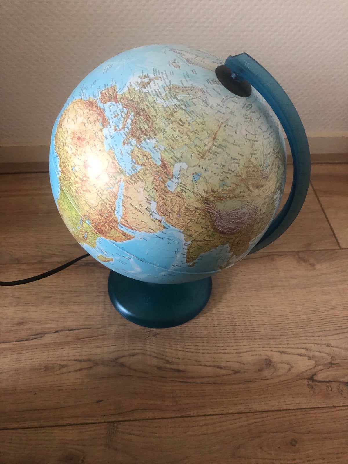Verlichte Wereldbol, Ophalen of Verzenden, Gebruikt, Kunststof, Staatkundige wereldbol