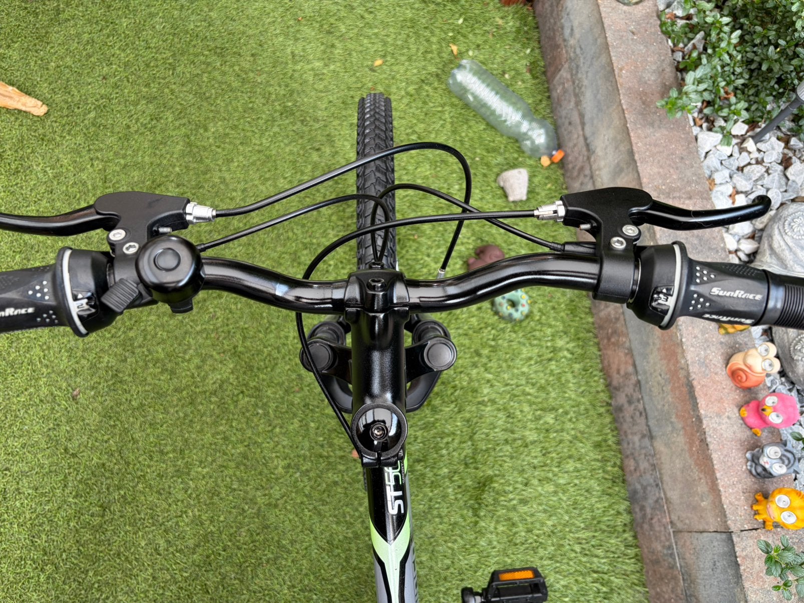 Foto 6 van MOUNTAINBIKE 24 INCH ST500 ROCKRIDER 18 VERSNELLINGEN
