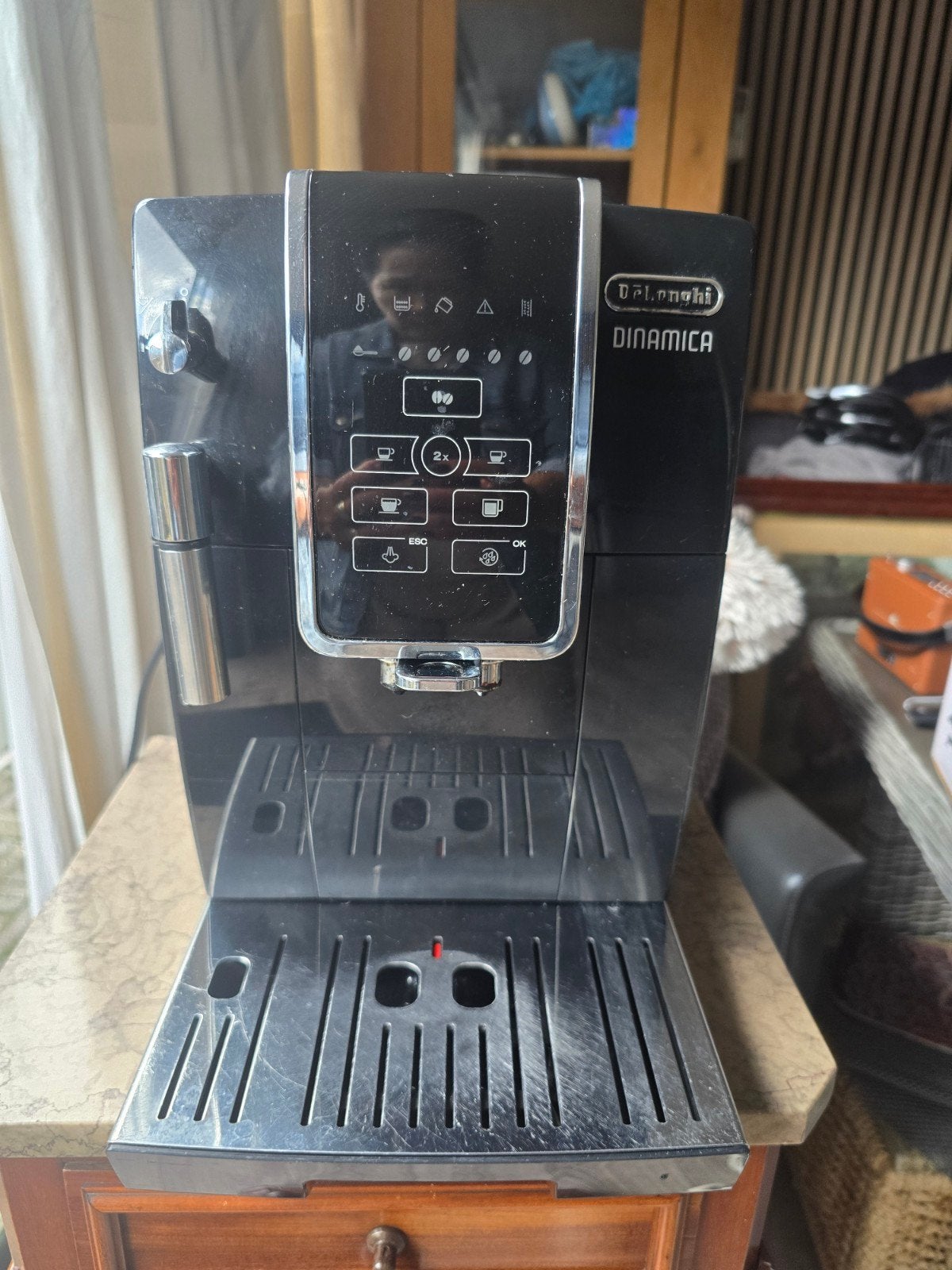 DeLonghi Dinamica volautomatische espressomachine, Ophalen, Gebruikt, Koffiemachine, Koffiebonen