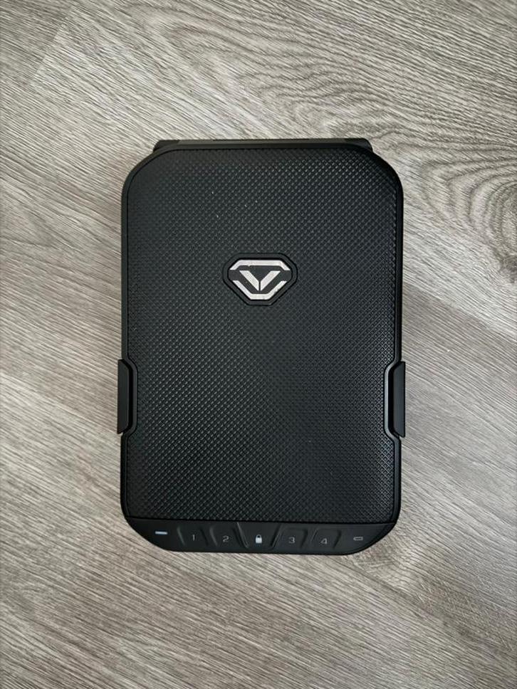 Vaultek LifePod Kluis - Draagbare en veilige opslag, Huis en Inrichting, Brandblussers en Brandkasten, Zo goed als nieuw, Brandkast