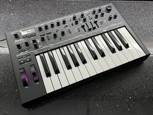 Novation AFX Station, Ophalen of Verzenden, Zo goed als nieuw, Overige aantallen, Overige merken
