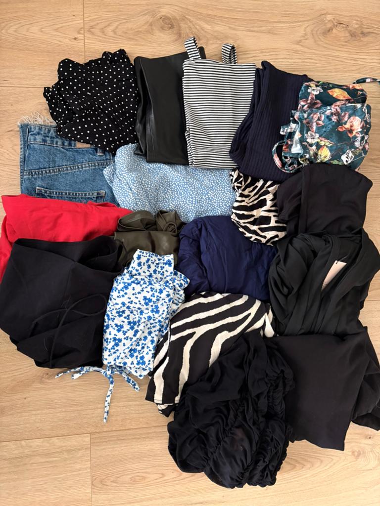 18 stuks aan zomerkleding xxs/xs, Kleding | Dames, Jurken, Overige kleuren, Ophalen of Verzenden, Zo goed als nieuw, Knielengte