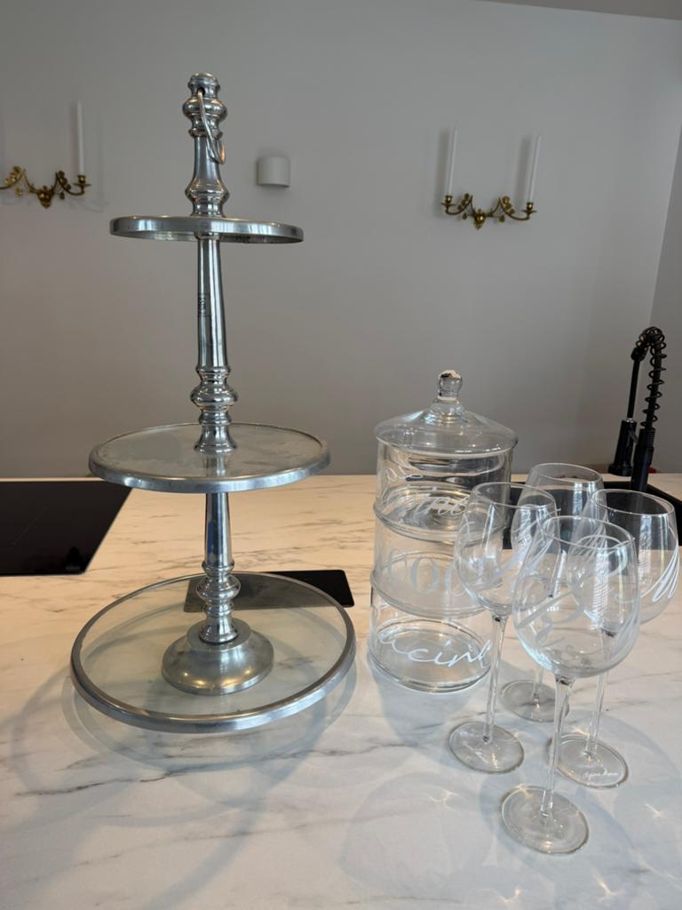 Riviera maison etagere en glaswerk, Ophalen of Verzenden, Glas, Zilver, Landelijk