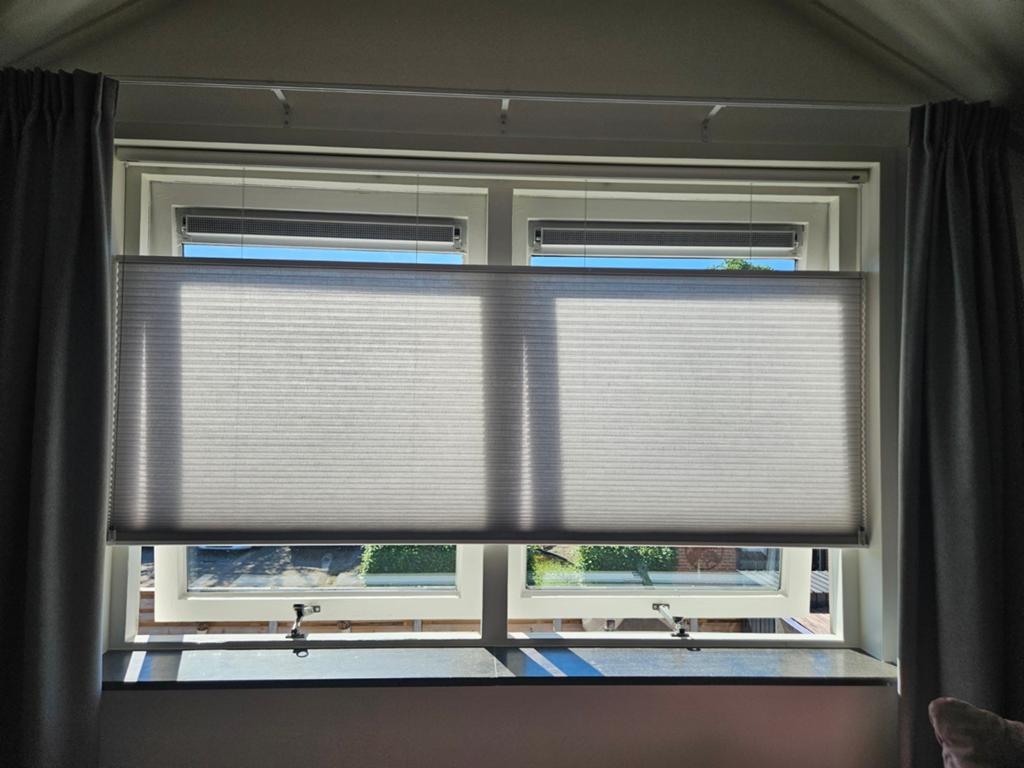 Luxaflex (2x) Duetten 32mm kleur 9228 CW smartcord bediening, Ophalen, 100 tot 150 cm, Nieuw, 200 cm of meer