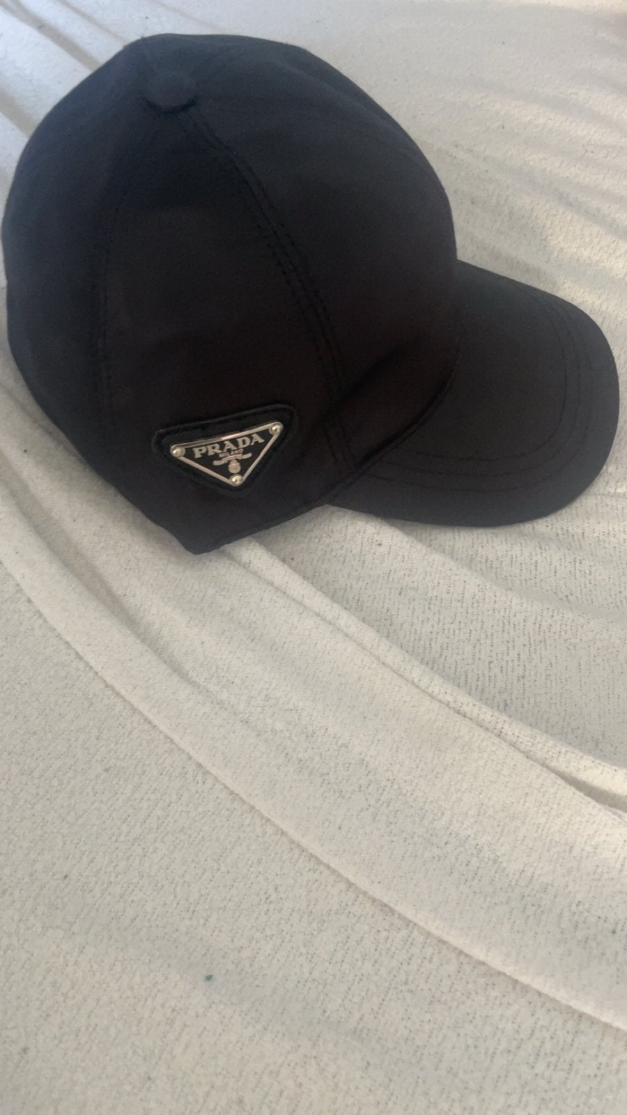 Prada Pet Zwart - Zo goed als nieuw, Kleding | Heren, Ophalen of Verzenden, Zo goed als nieuw, One size fits all, Pet