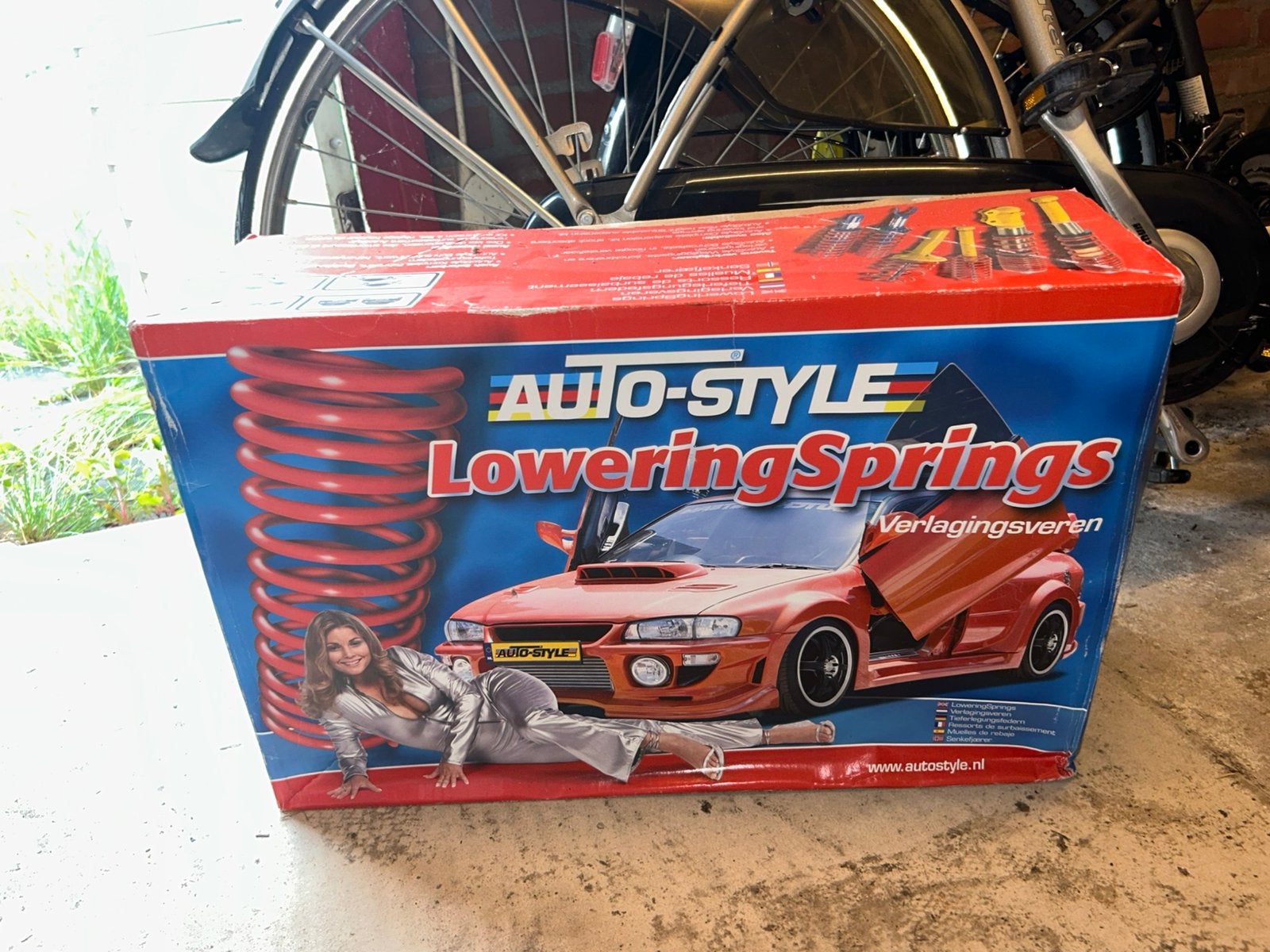 VW verlagingsveren Golf, Ophalen, Zo goed als nieuw