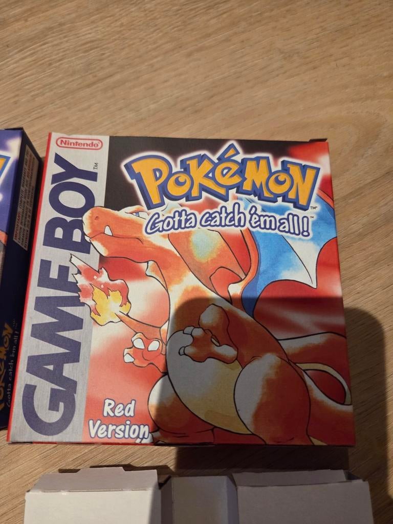 Pokemon Red en Blue boxes inclusief inlay, Spelcomputers en Games, 1 speler, Ophalen of Verzenden, Zo goed als nieuw, Role Playing Game (Rpg)