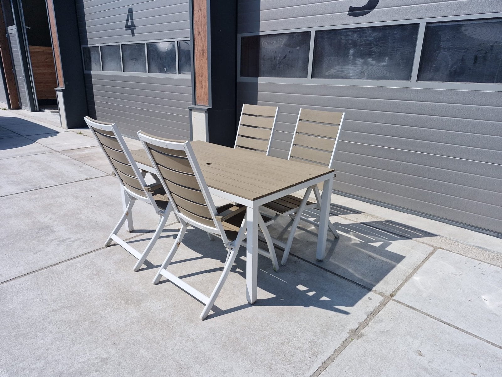 Moderne tuinset met inklapbare stoelen, Tuin en Terras, Tuinsets en Loungesets, Ophalen, Gebruikt, ., .