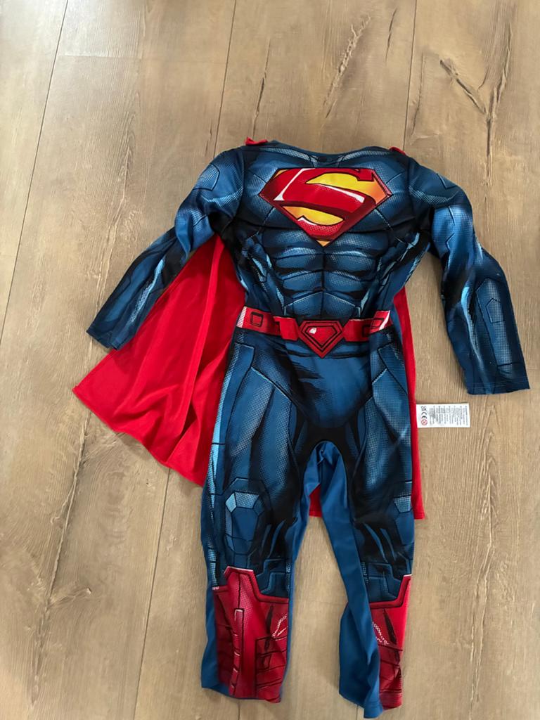 Superman kostuum voor kinderen - Maat 110 4-6 jaar, Kinderen en Baby's, Carnavalskleding en Verkleedspullen, Ophalen, Zo goed als nieuw
